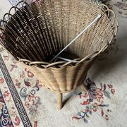 Rattan basket on feet
