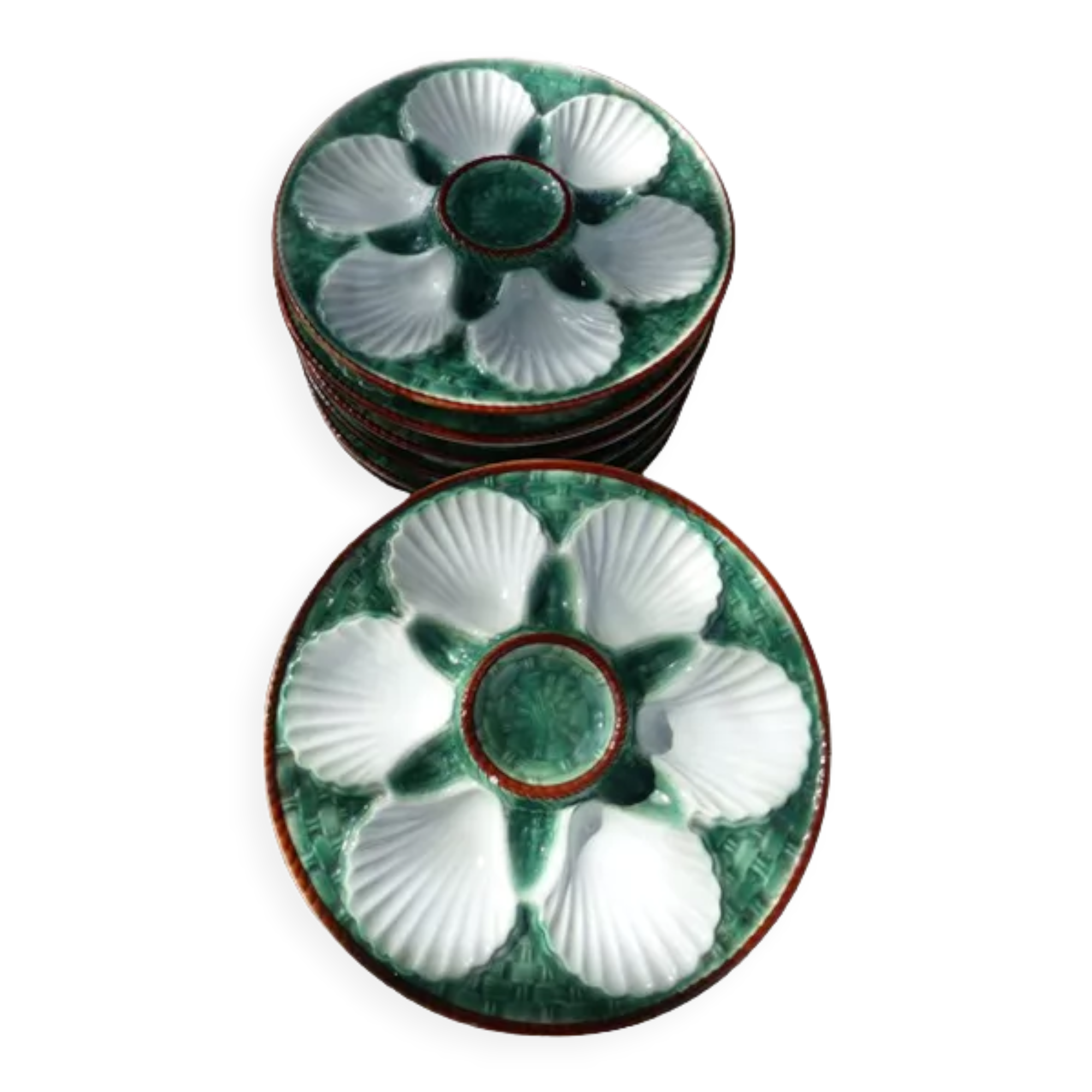 Shellfish plates in green slips