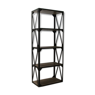 Etagere industrielle metal vintage et robuste