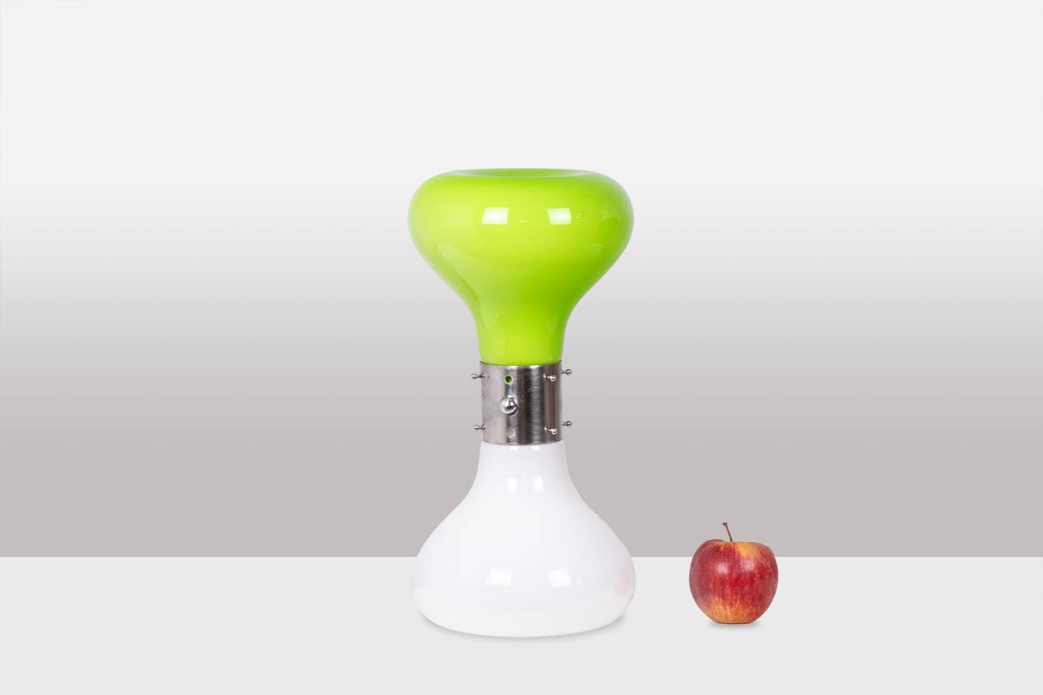 Carlo Nason atribution . White and green glass lamp. 1970s.