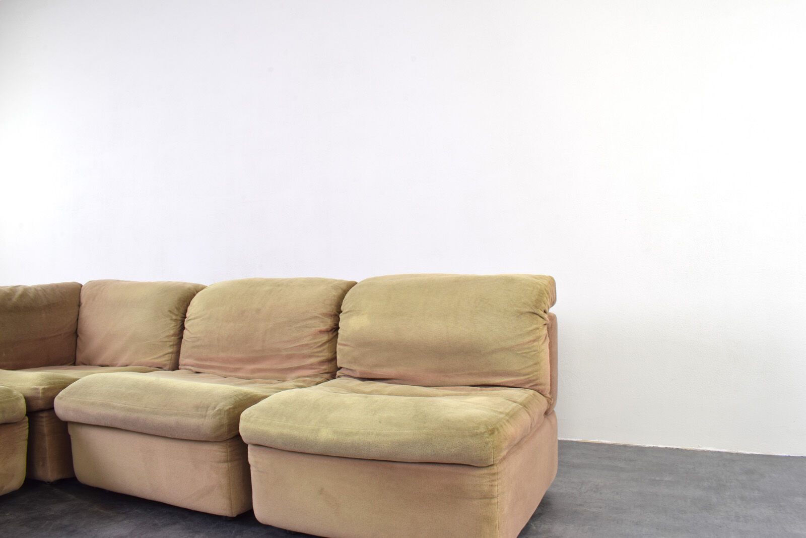 Mid-Century Modular Corner Sofa by Rolf Benz, 1970s.