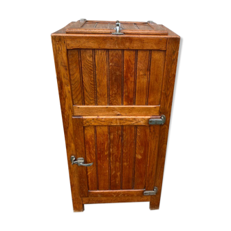 Frigo craft furniture wood oak bar ice cream from the 1930s