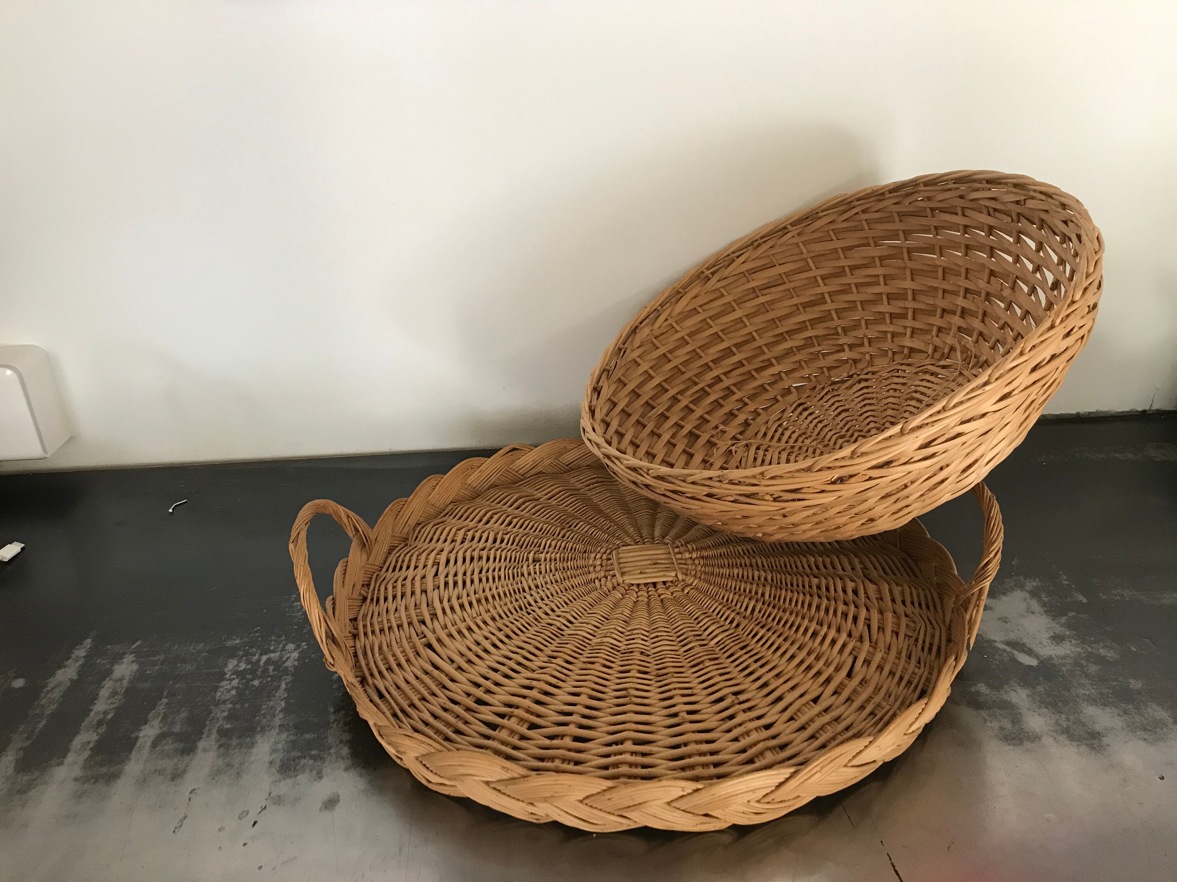 Wicker cheese platter