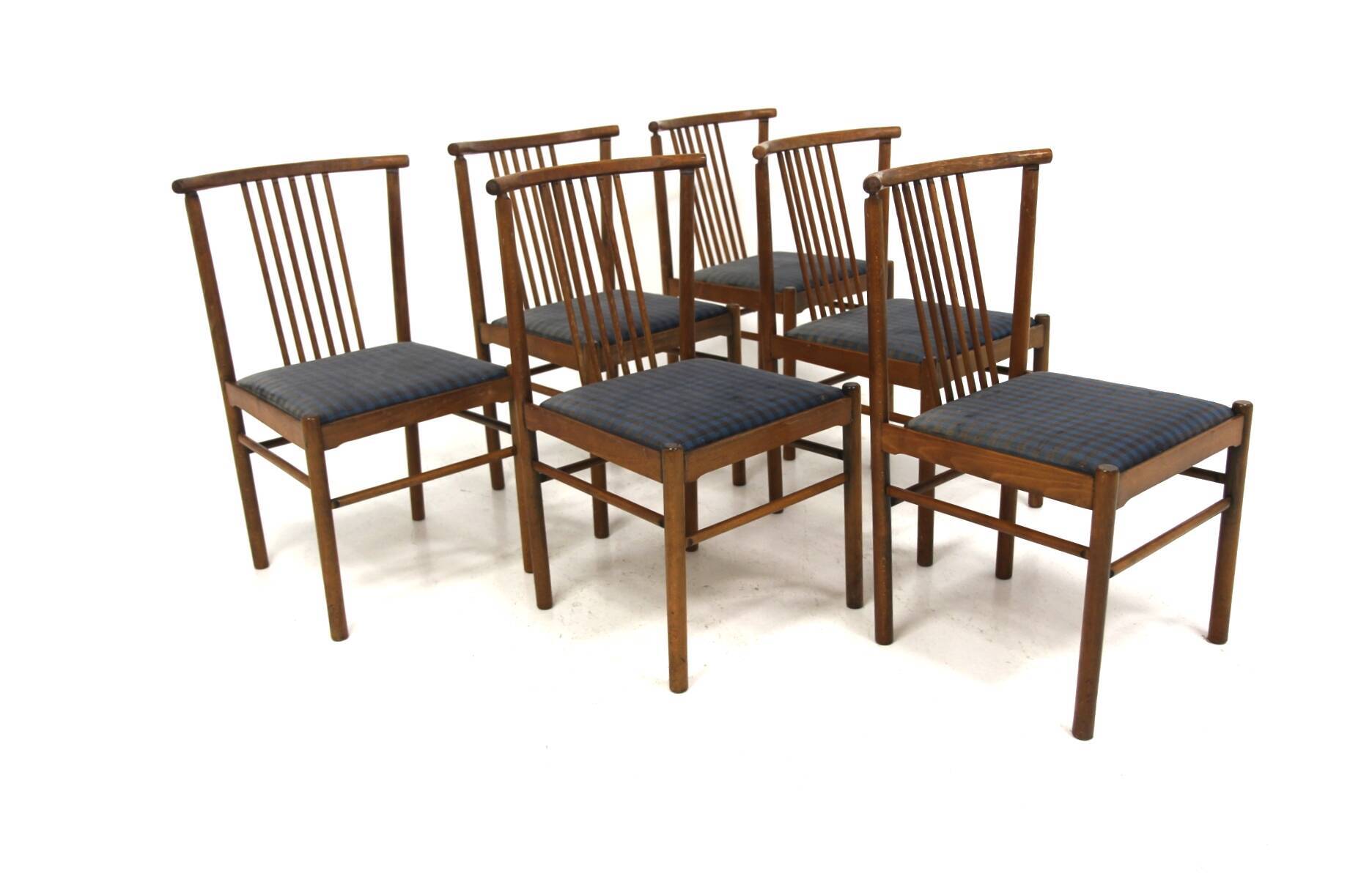 Set of 6 Scandinavian beech chairs, "Lyran" by Erik Wørtz, Sweden, 1960.