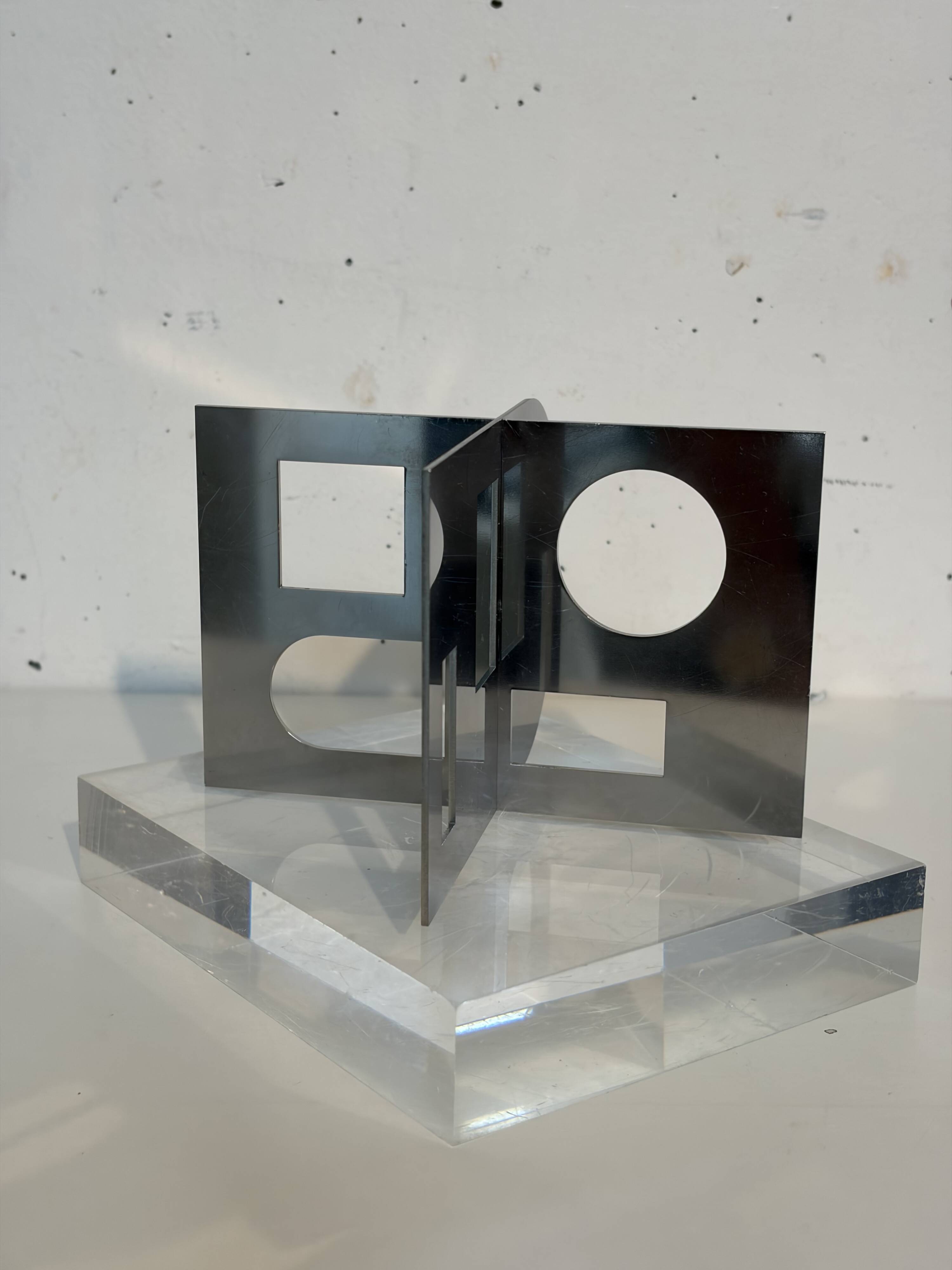 Minisculpture  Acier inoxydable de Nicolas Schöffer, 1969