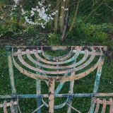 Half-moon florist plant holder