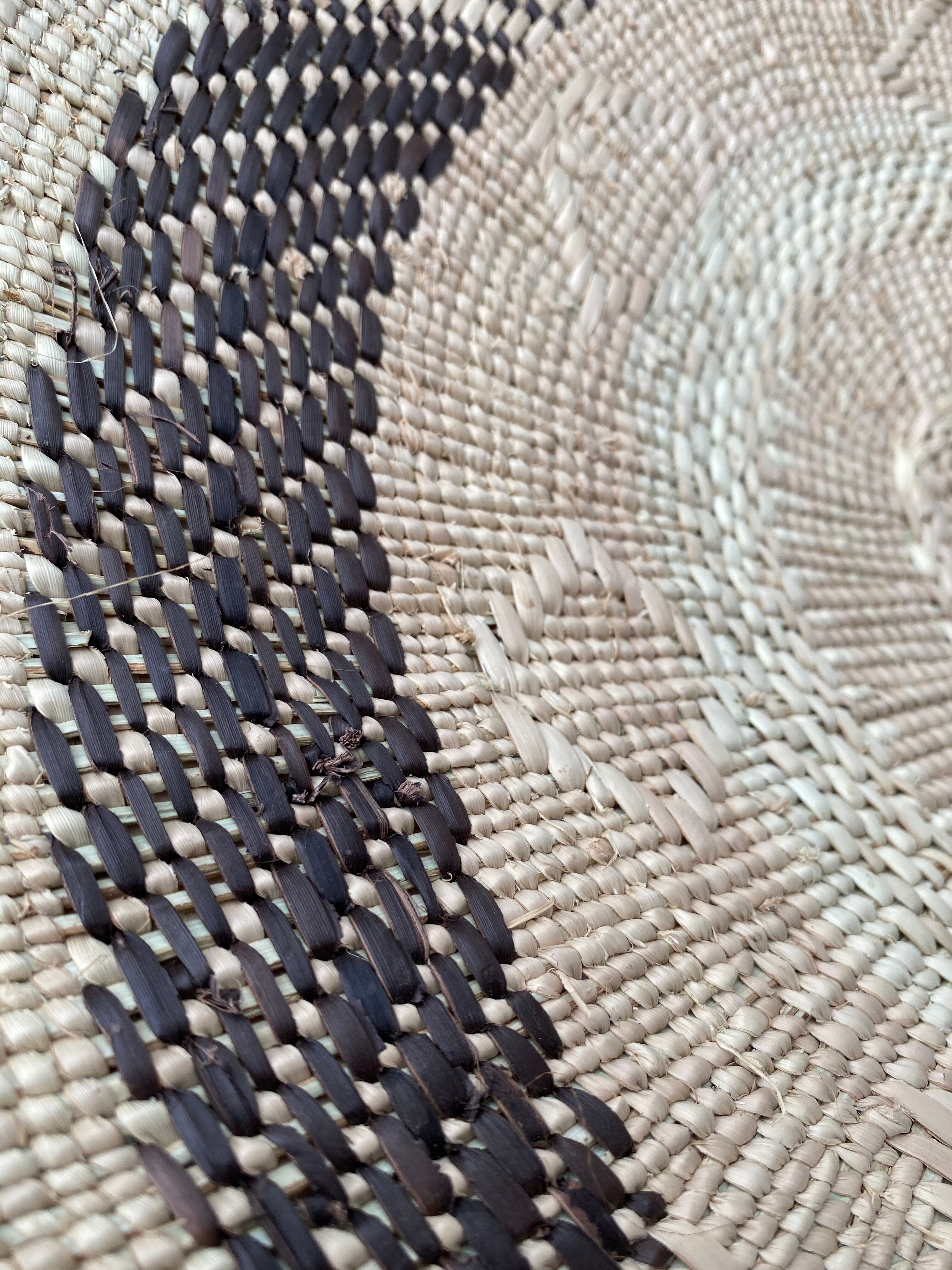 African batonga wall basket 55 cm