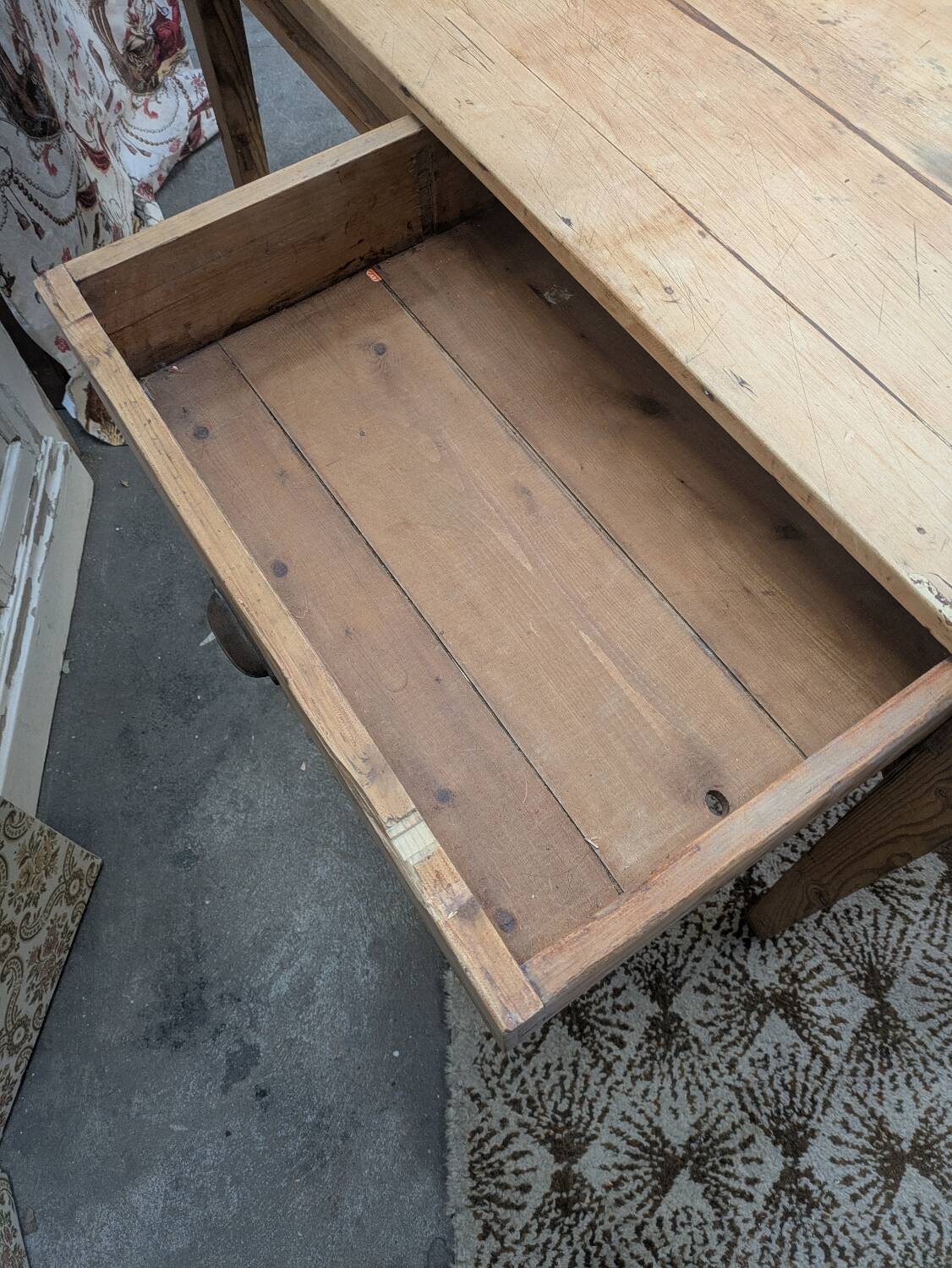 Farmhouse table