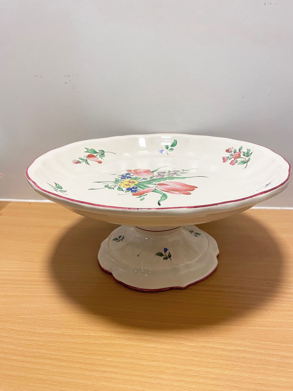 Standing cup, Luneville earthenware