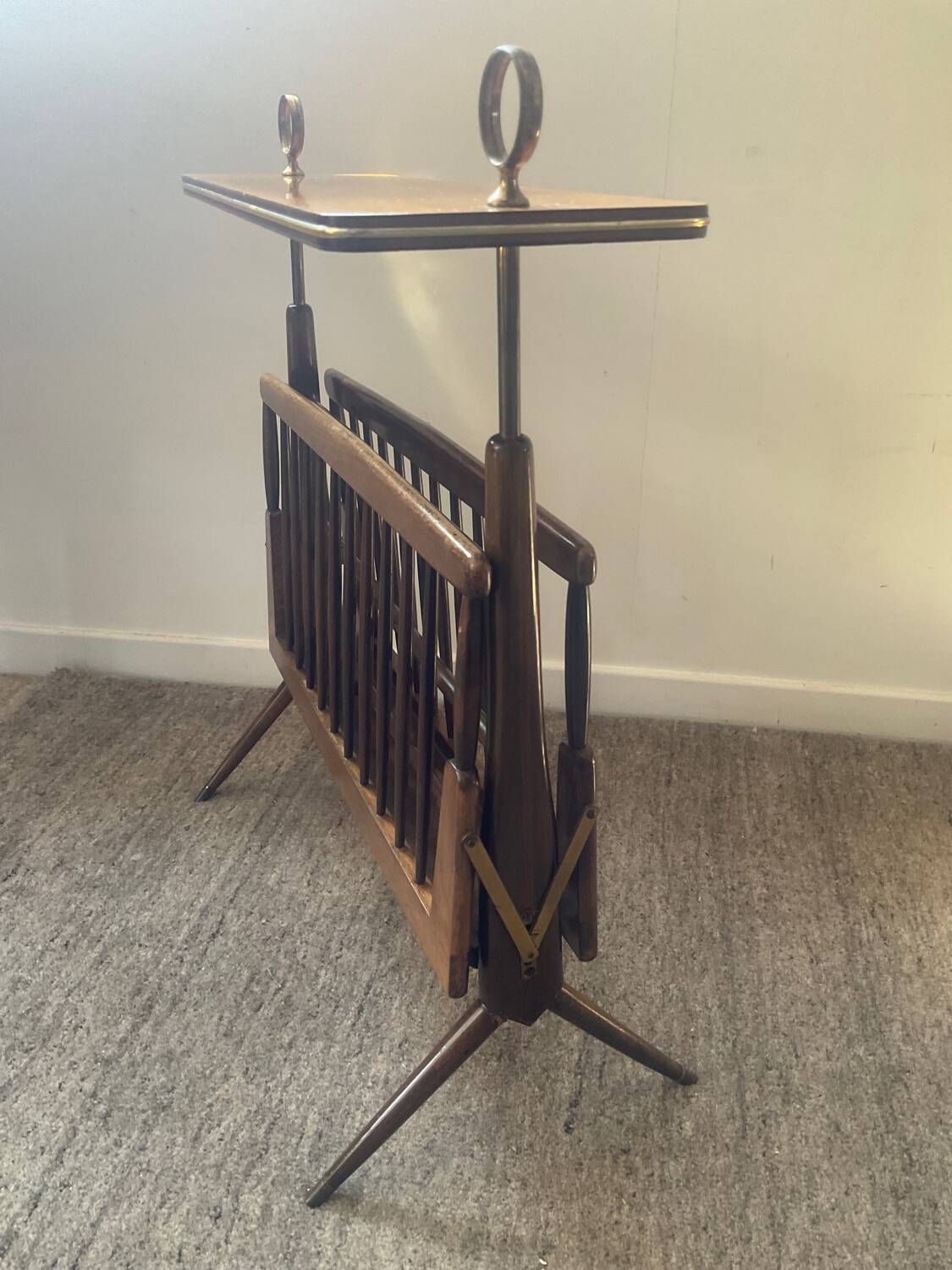 Folding magazine rack attributed to Ico Parisi-Italy from the 1950s