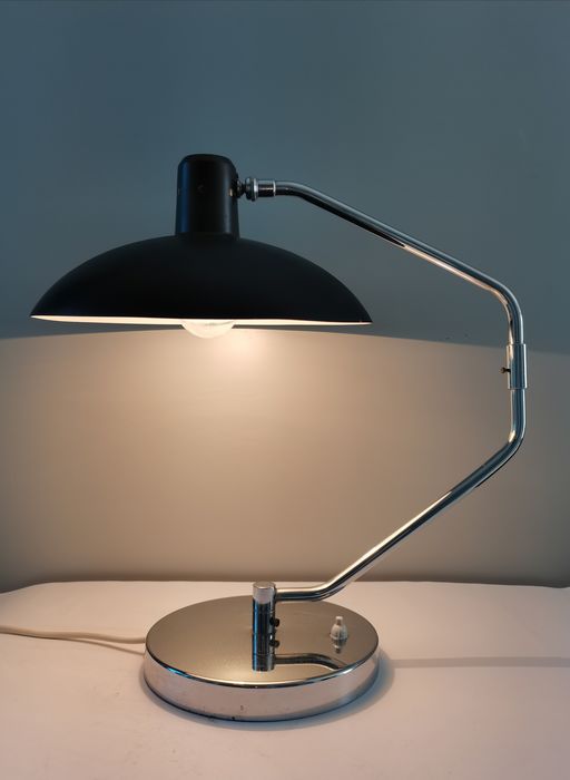 Table lamp nr. 8 clay Michie for Knoll Inc