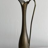 Brass soliflore.