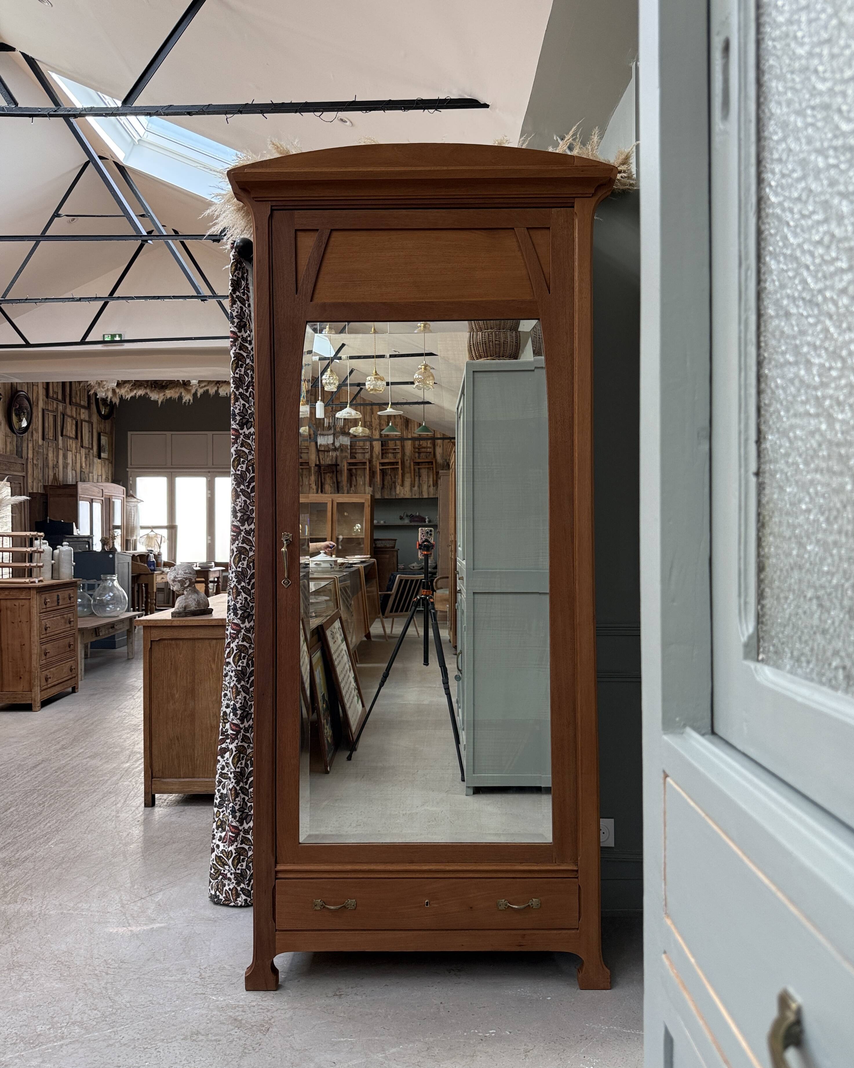 Large Art Nouveau cupboard (renovated)