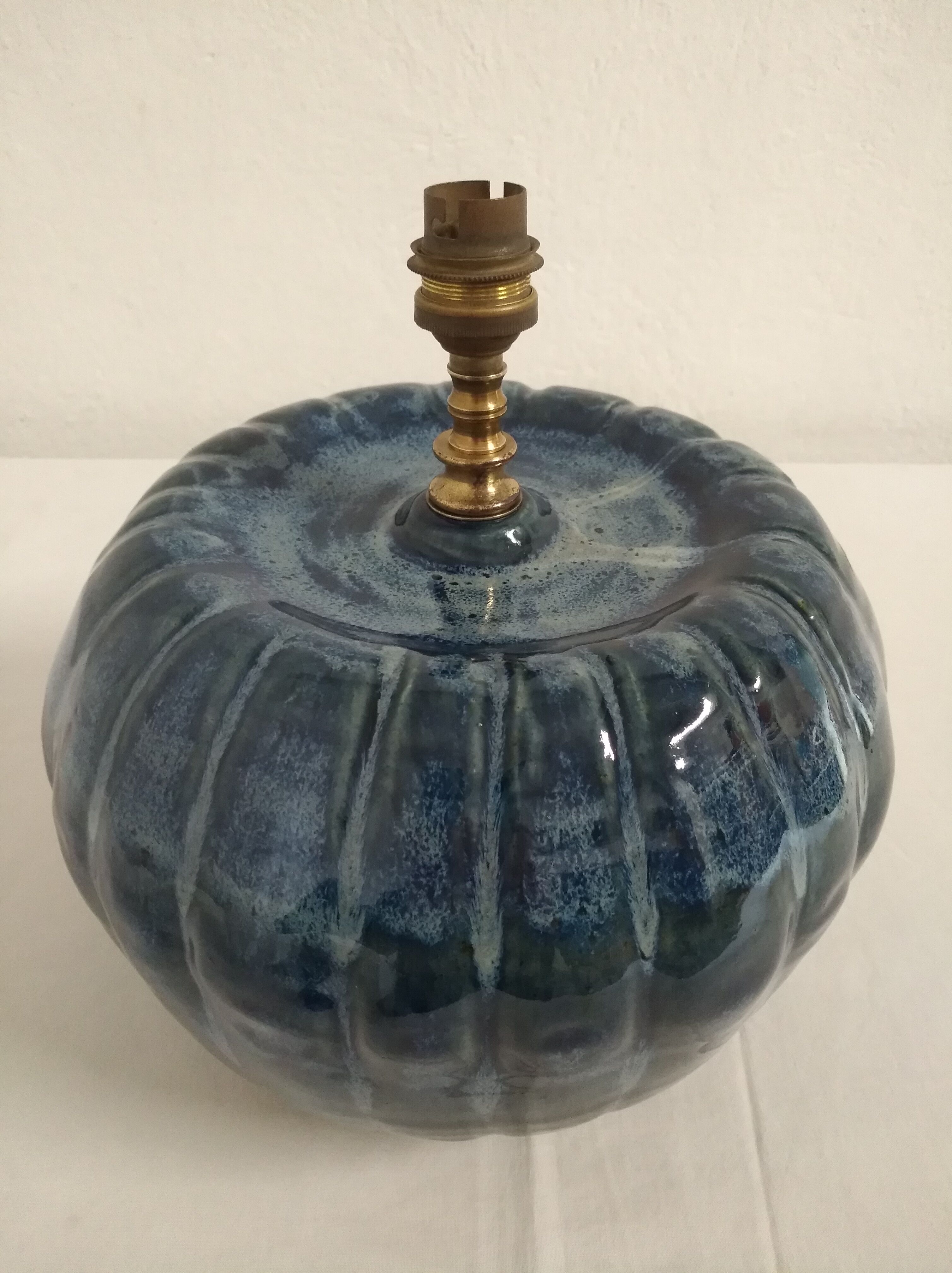 Glassed sandstone ball lamp foot