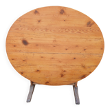 Harvester's table, pine harvest
