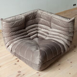 Togo corner chair model designed by Michel Ducaroy 1973