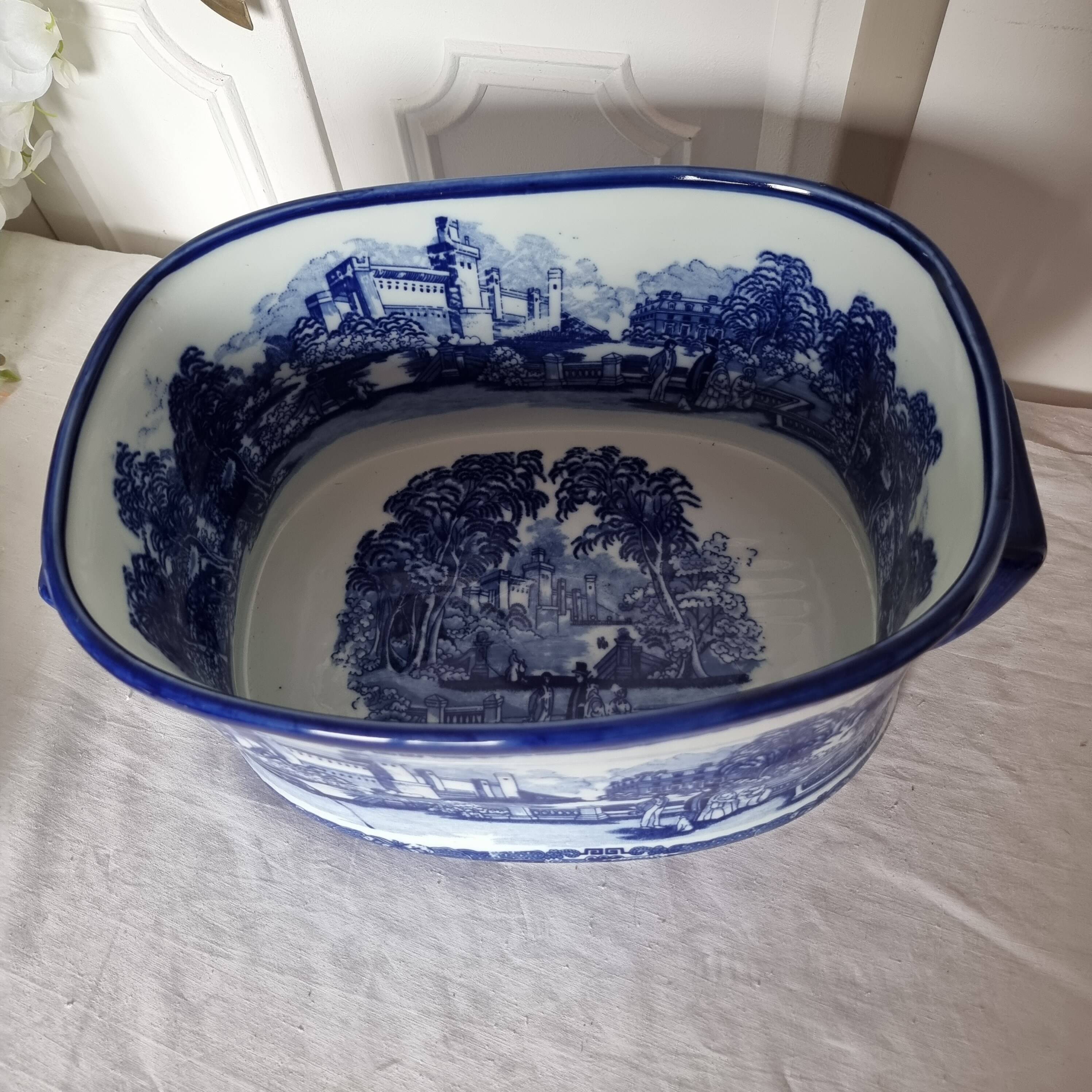 Large 20th century English glazed and enamelled earthenware planter