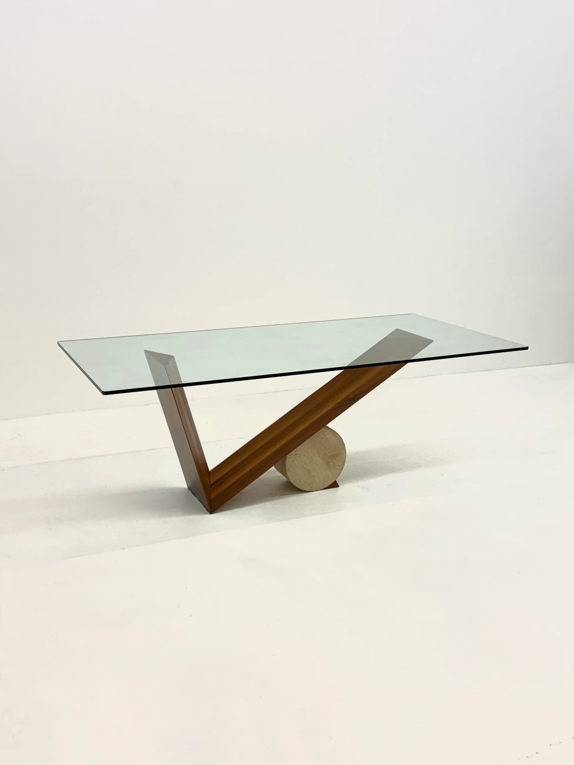 Valentino dining table by Emanuele Zenere for Cattelan