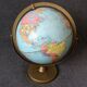 Globe terrestre marque Taride scan globe en carton et pied en métal 1960