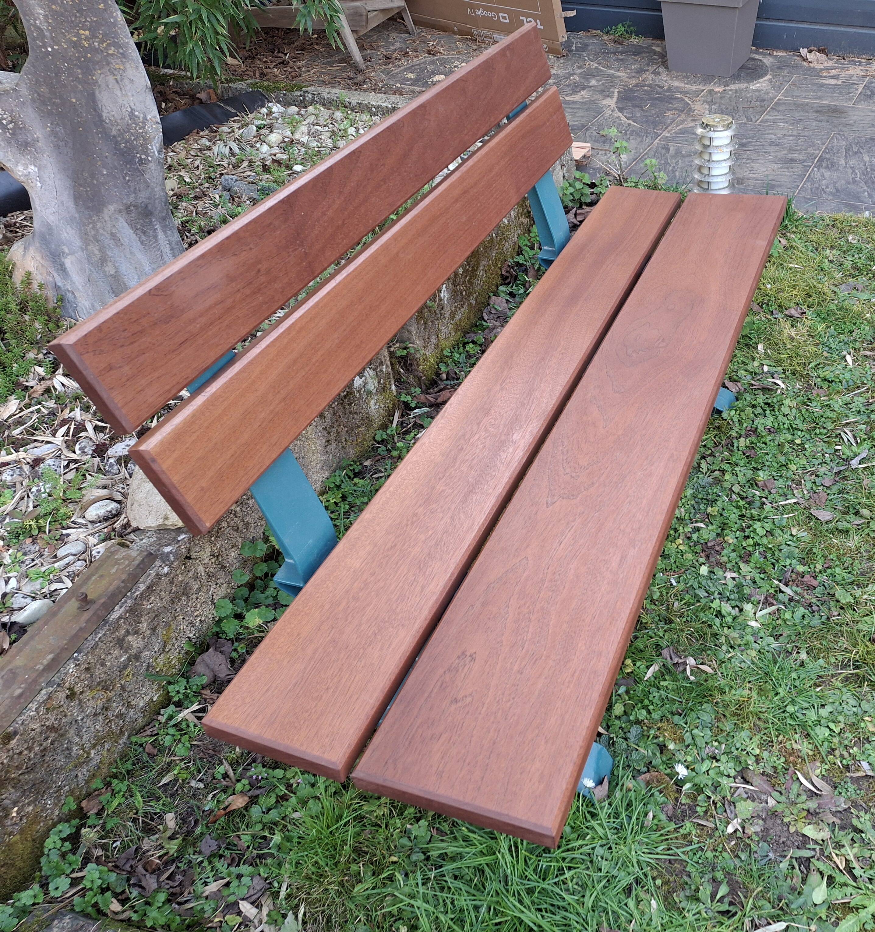 Garden bench, cast iron legs and exotic wood