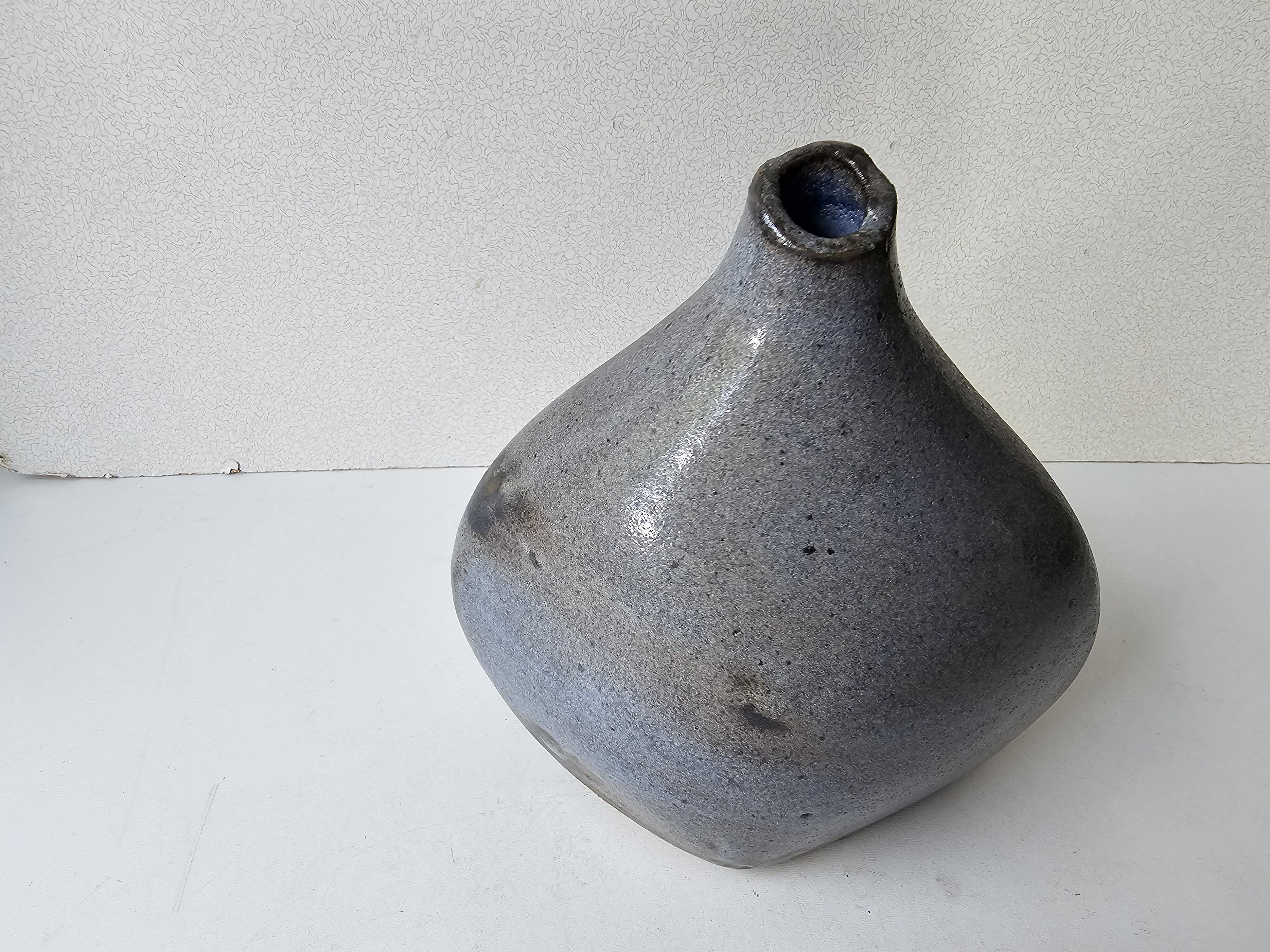 Grey glazed ceramic free-form vase - Height 17cm