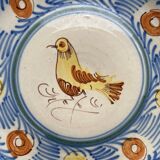 Plat faience ancienne signé
