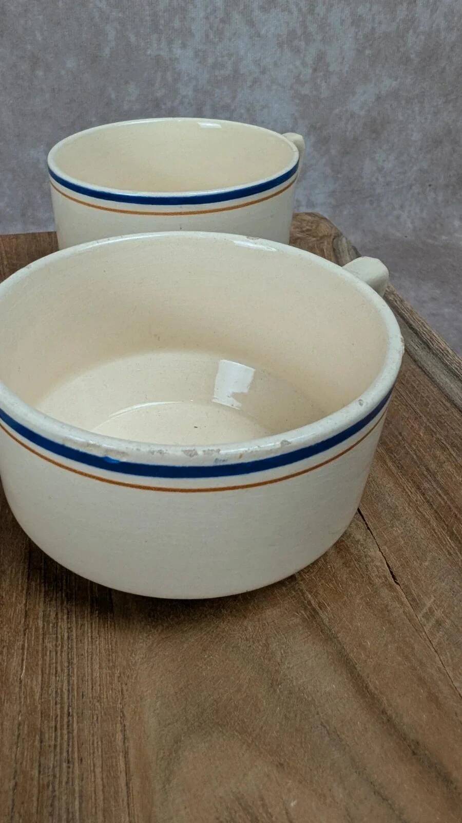 Set of 7 vintage cups Moulin des Loups – Blue and ochre trim, retro charm