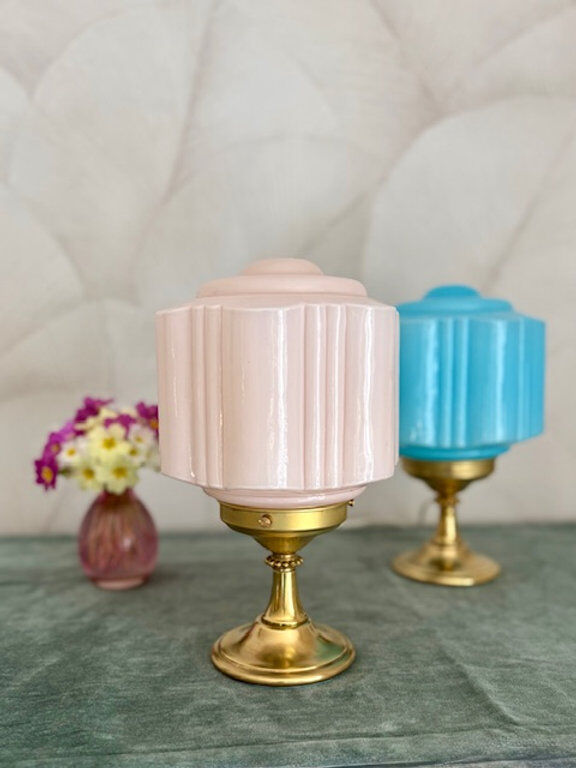 Art Deco lamp from the 1930s with an opaline globe featuring a pink flower.