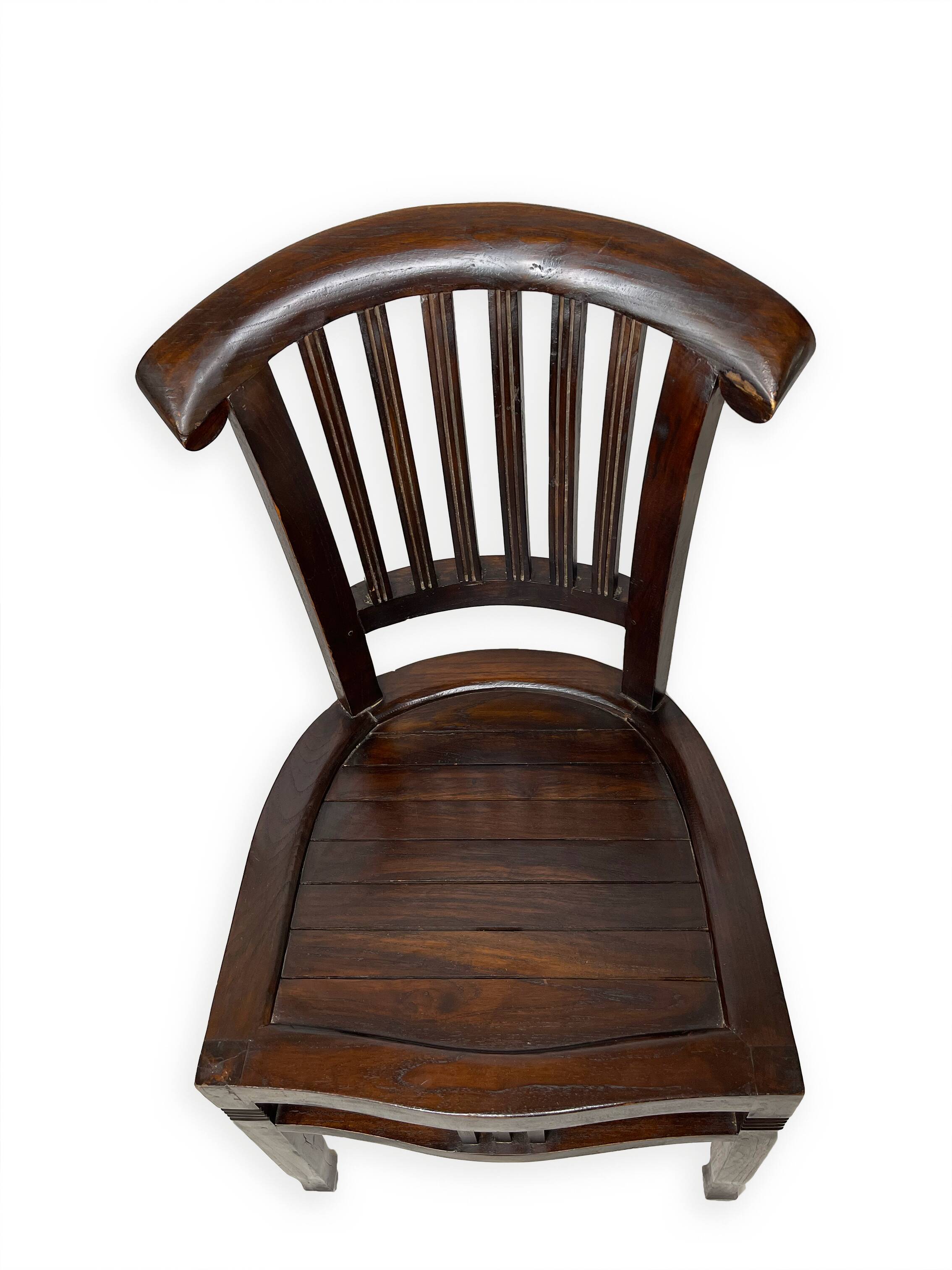 2 chaises coloniales en bois massif, années 1950