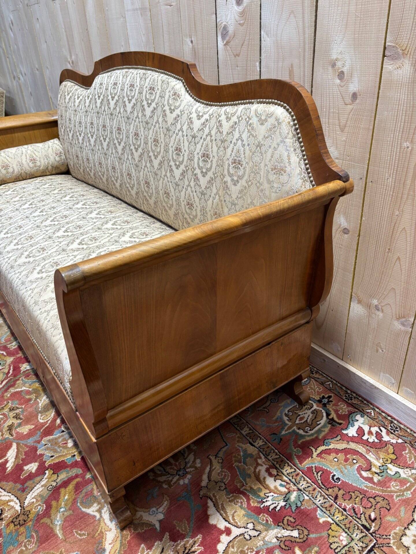 Banquette à crosses de style Louis Philippe