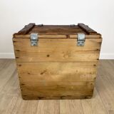 Transport box for explosives 80s