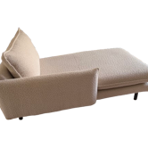 Daybed design in very good condition.