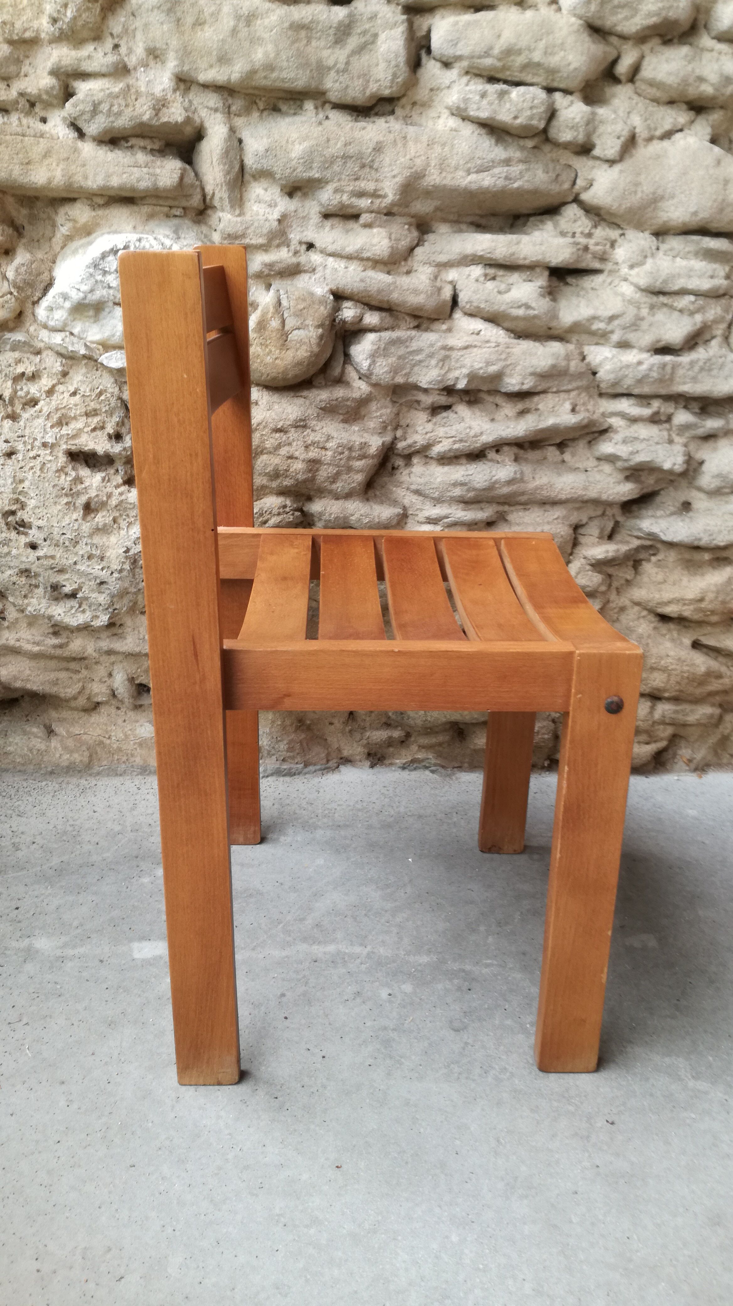 Lot of 8 vintage chairs