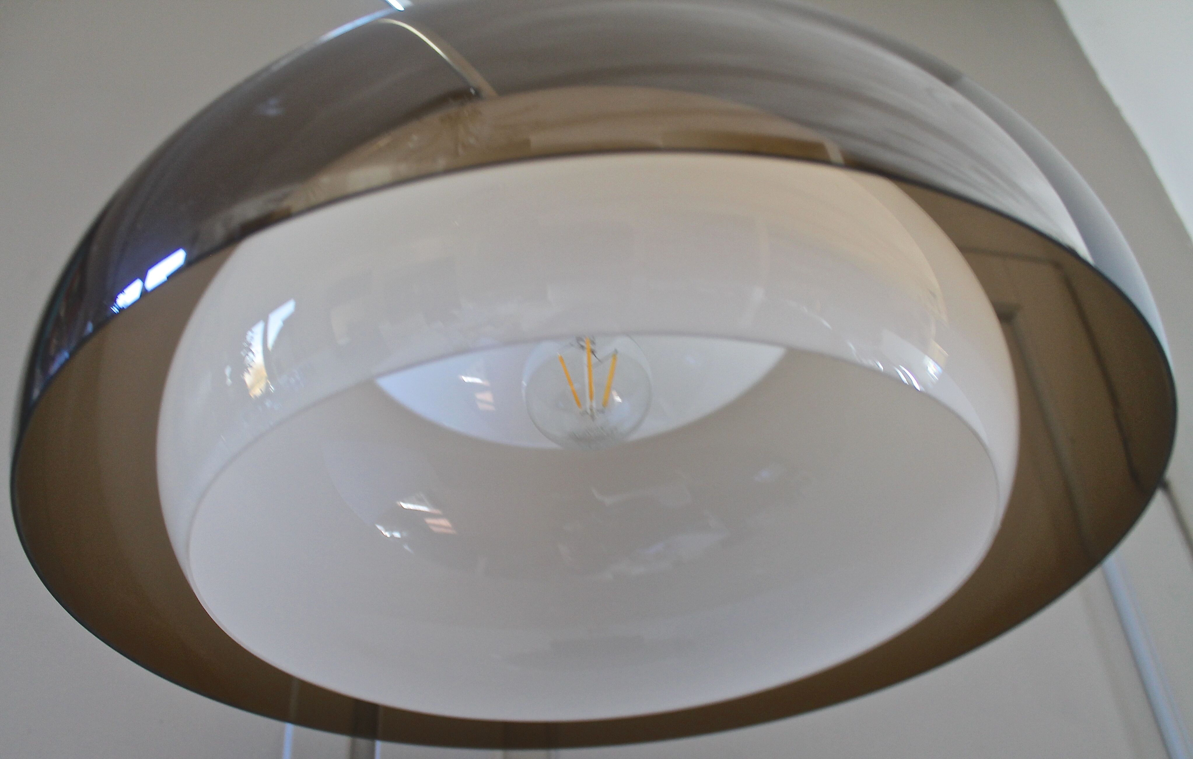 Guzzini arc floor lamp 1960/1970