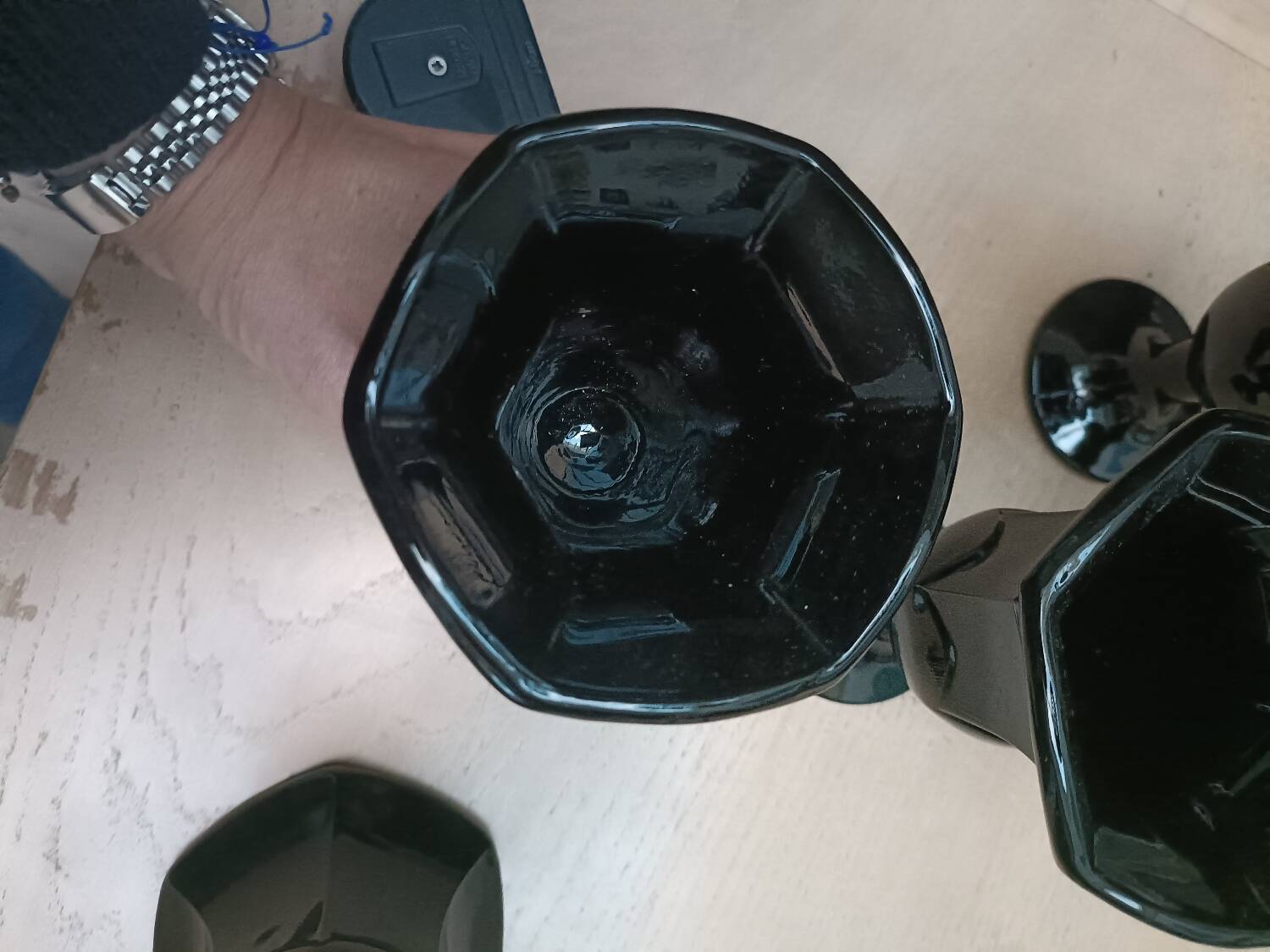 Black ice cream cups