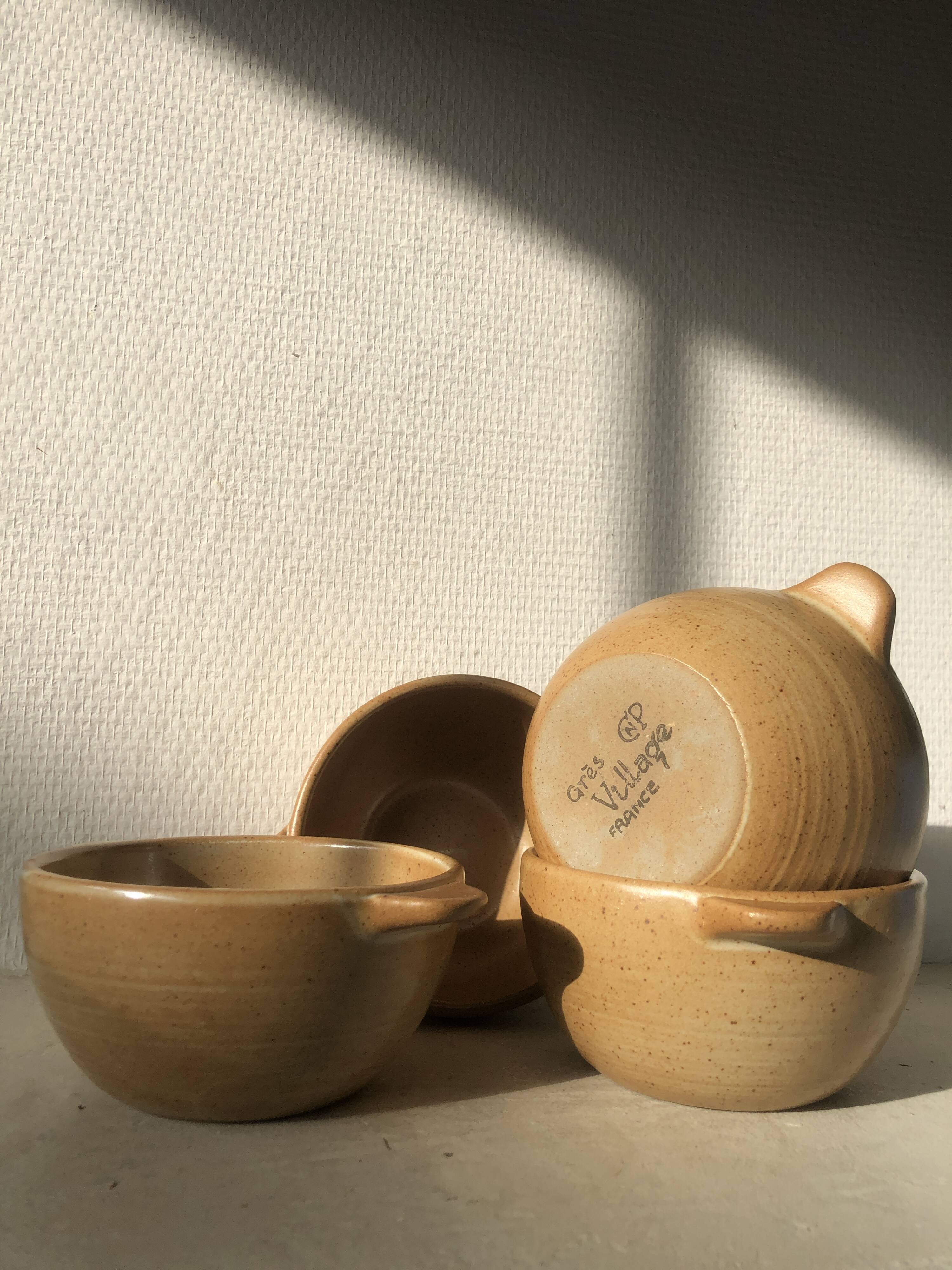 Stoneware ear bowls