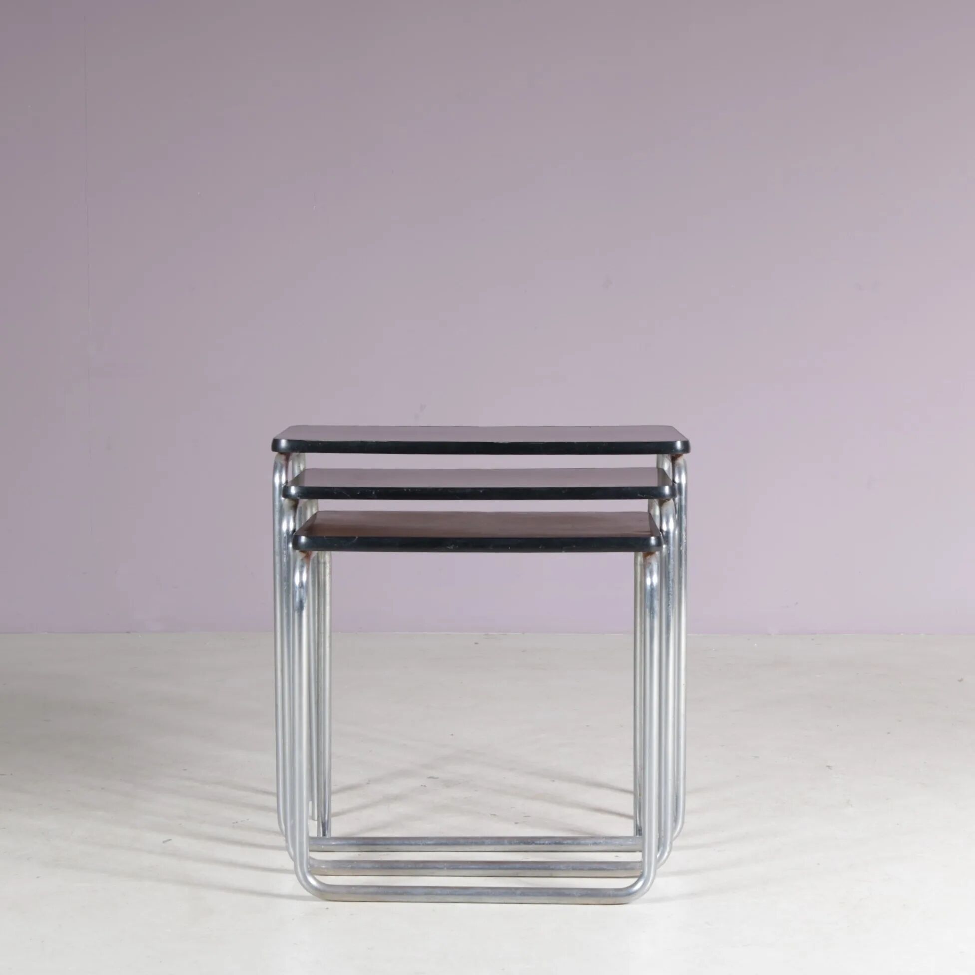 Nest tables from the 1930s by Jan Schrofer for Ahrend de Cirkel, Netherlands.