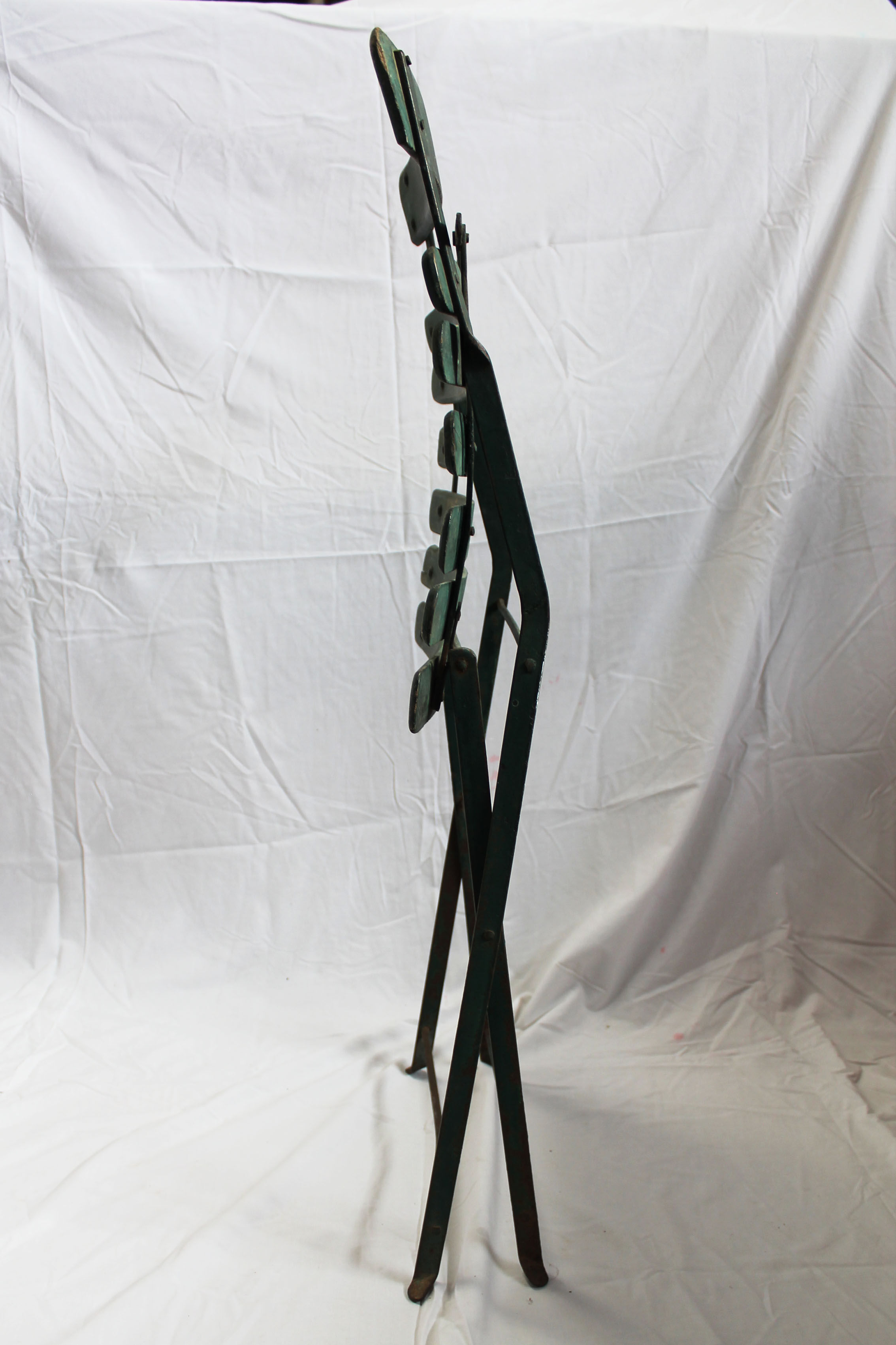 Bistro folding chair