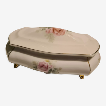 Bonbonnière en porcelaine espagnole décor floral