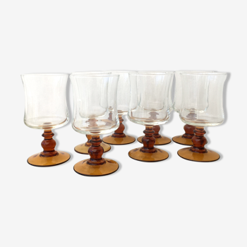 Set of 8 vintage wine glasses