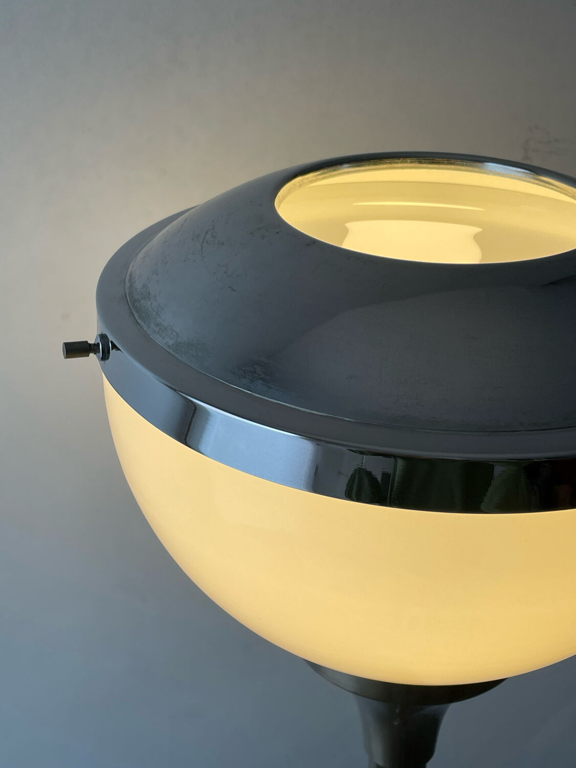 Valenti & C. , Milano 1960’s Vintage Mid Century Modern Italian Floor Lamp