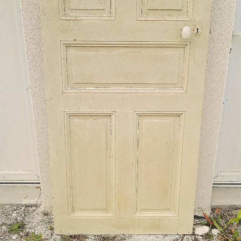 Old interior door wood painted vintage porcelain handle N°2