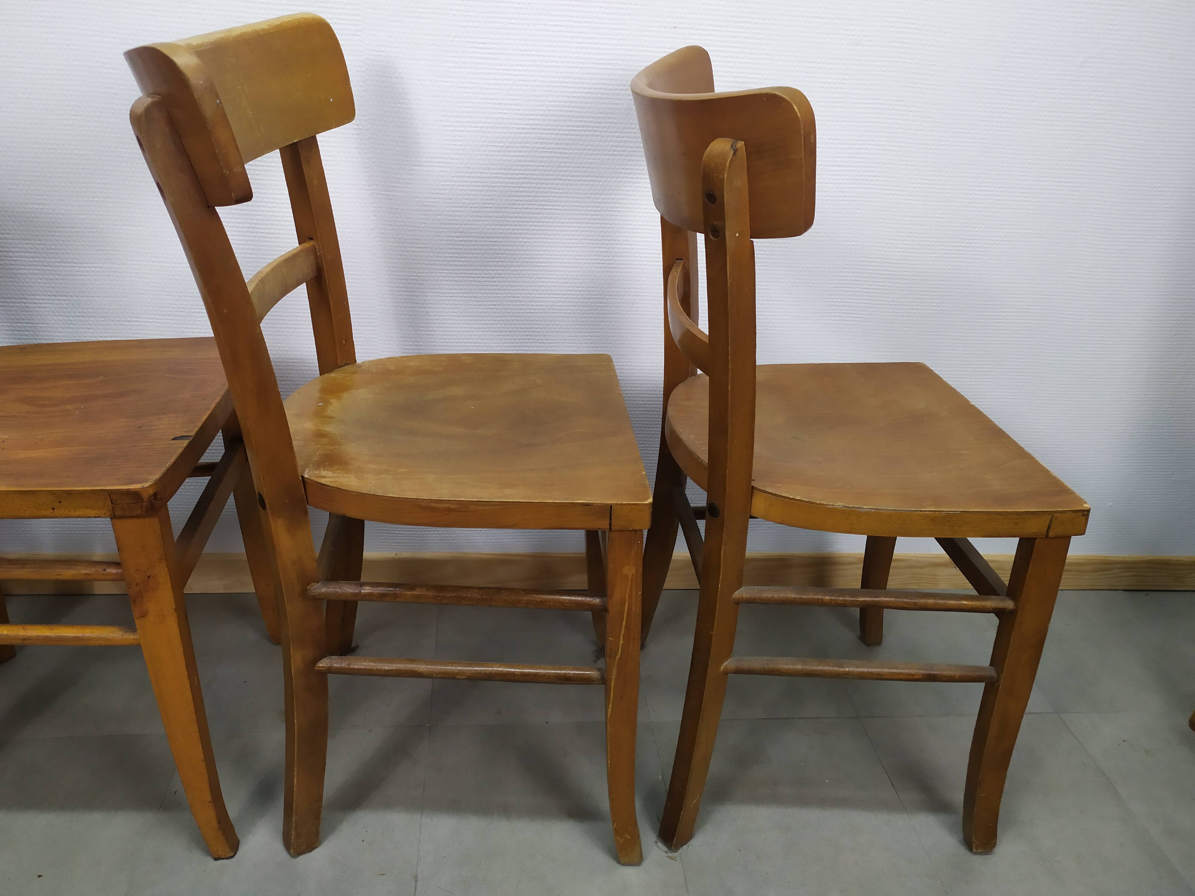 Set of 4 vintage wooden bistro chair