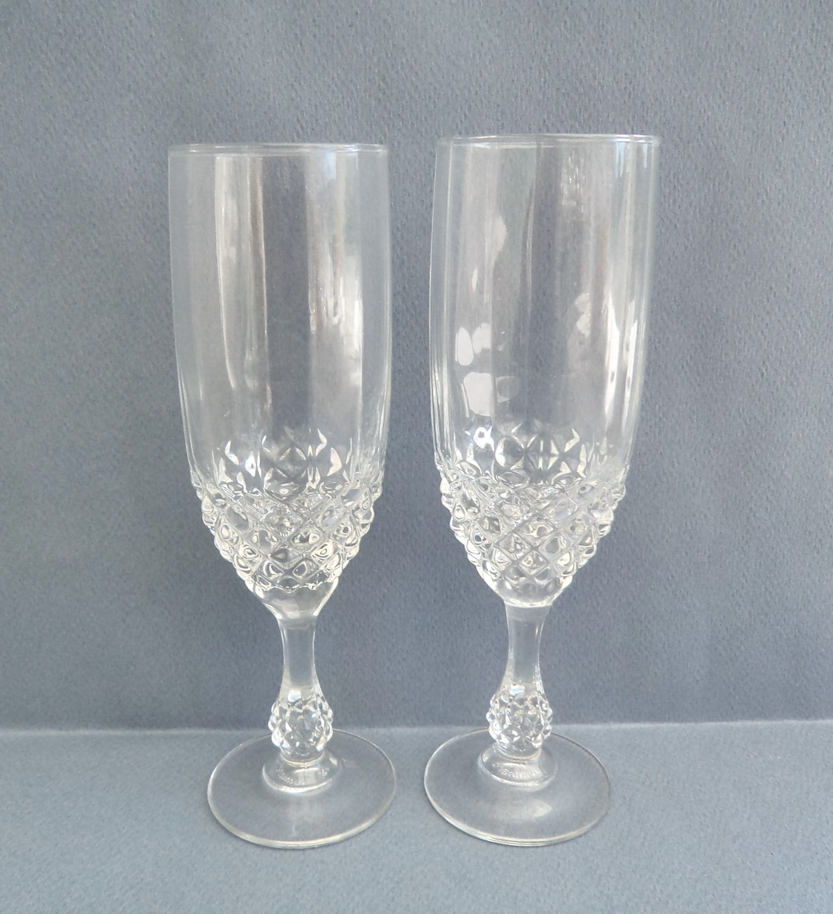 Set of 6 cut crystal champagne flutes