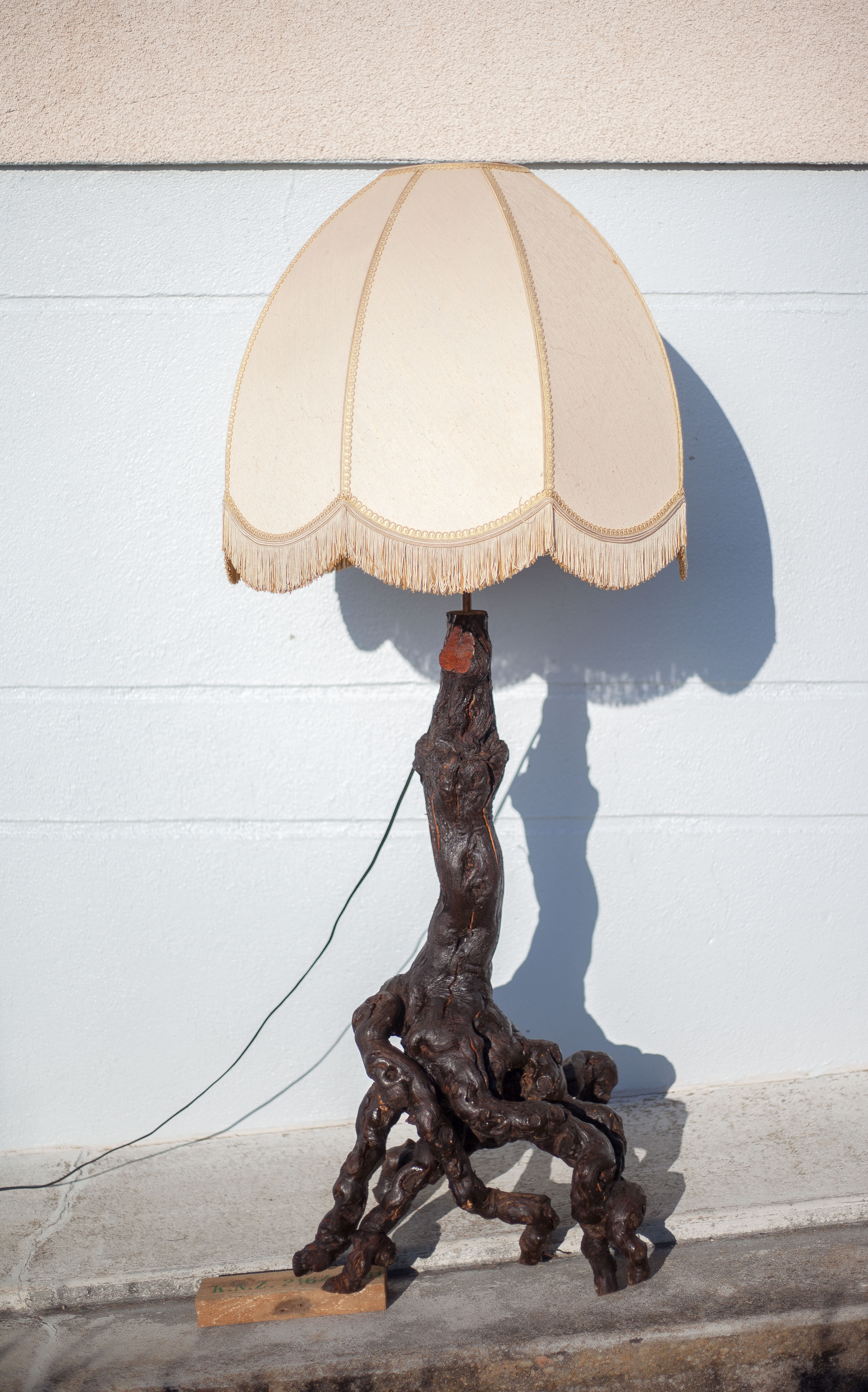 Floor lamp, floor lamp, vine vine and lampshade, large living room lamp, chalet, countryside