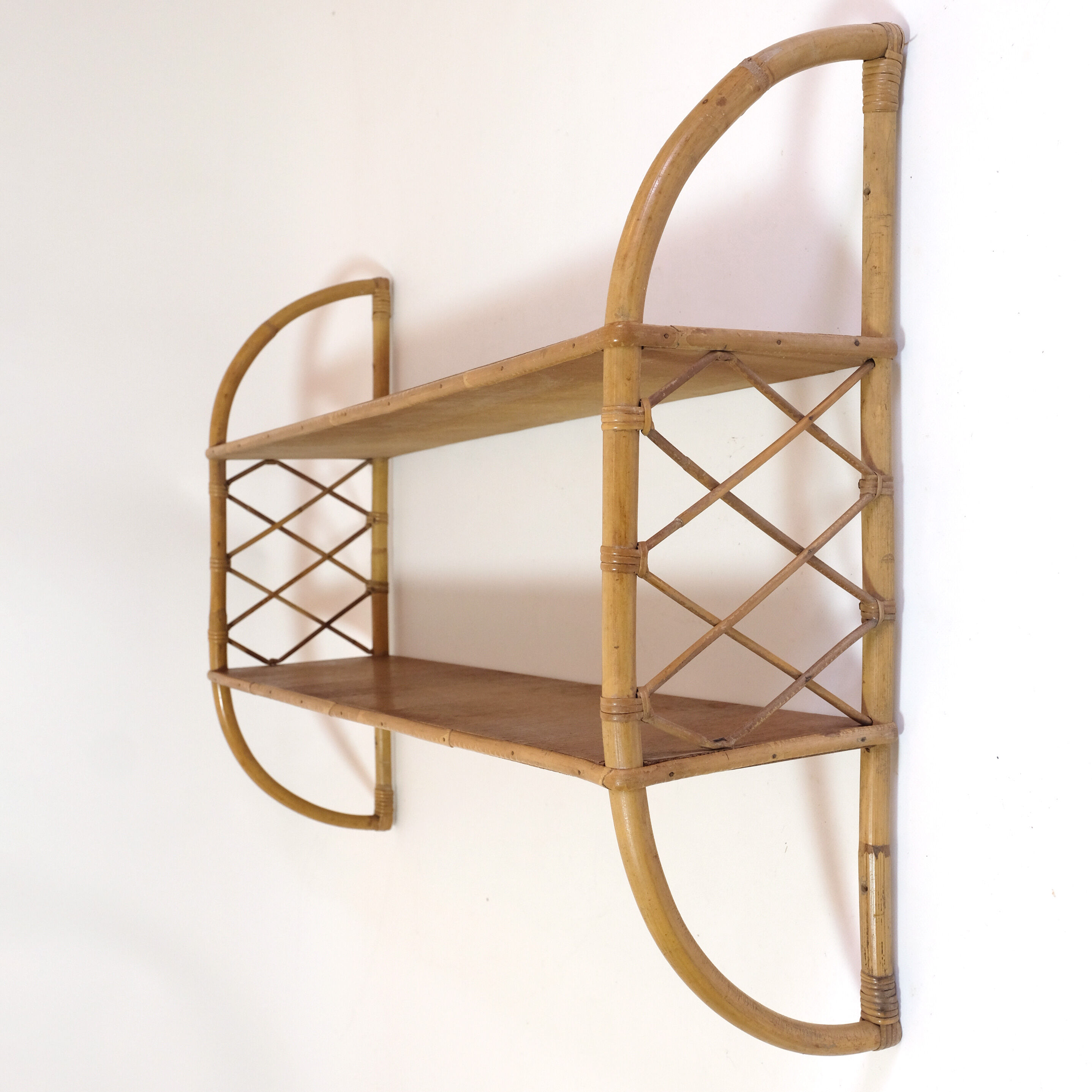 2 tier rattan shelf from the 1960s-1970s.
