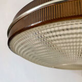 Resin UFO suspension