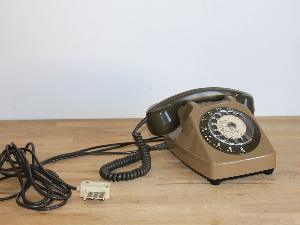 Vintage Socotel phone with rotating dial