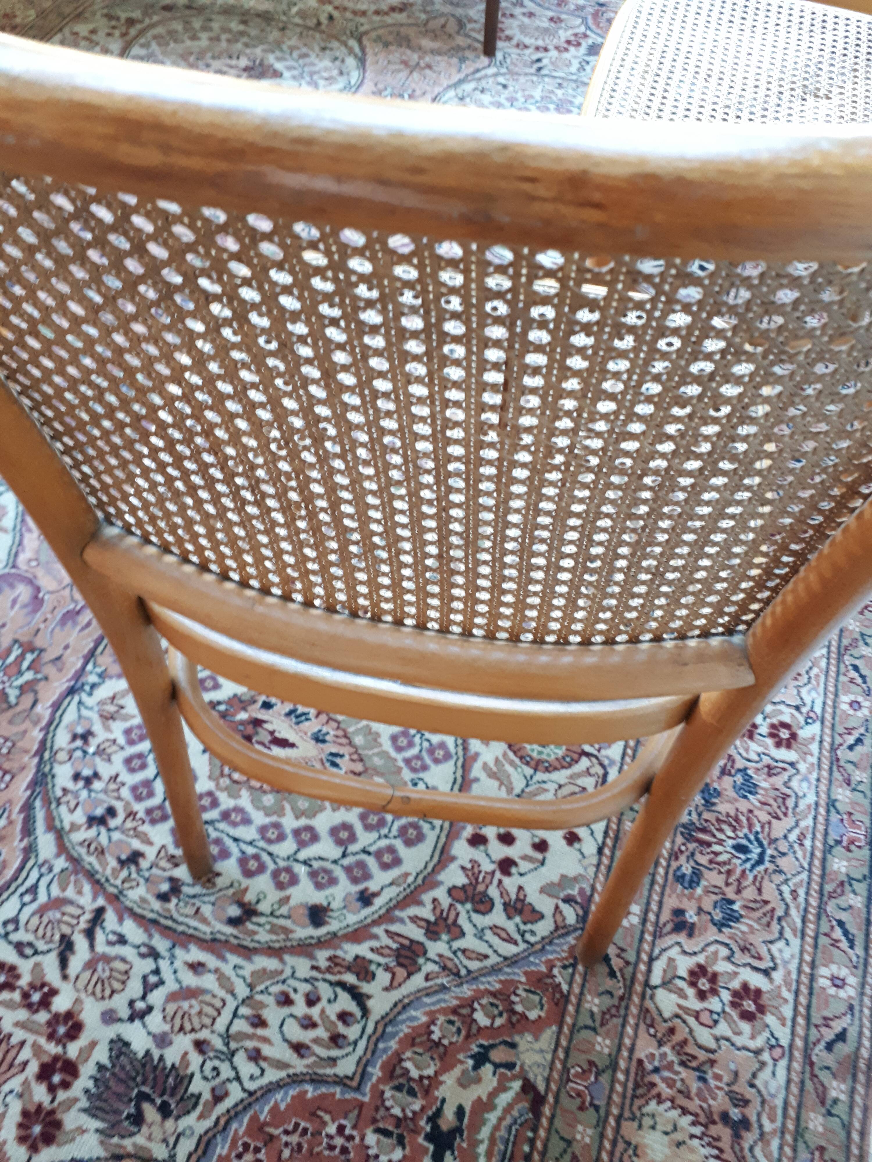 Set of 4 chairs model 811 Hoffman