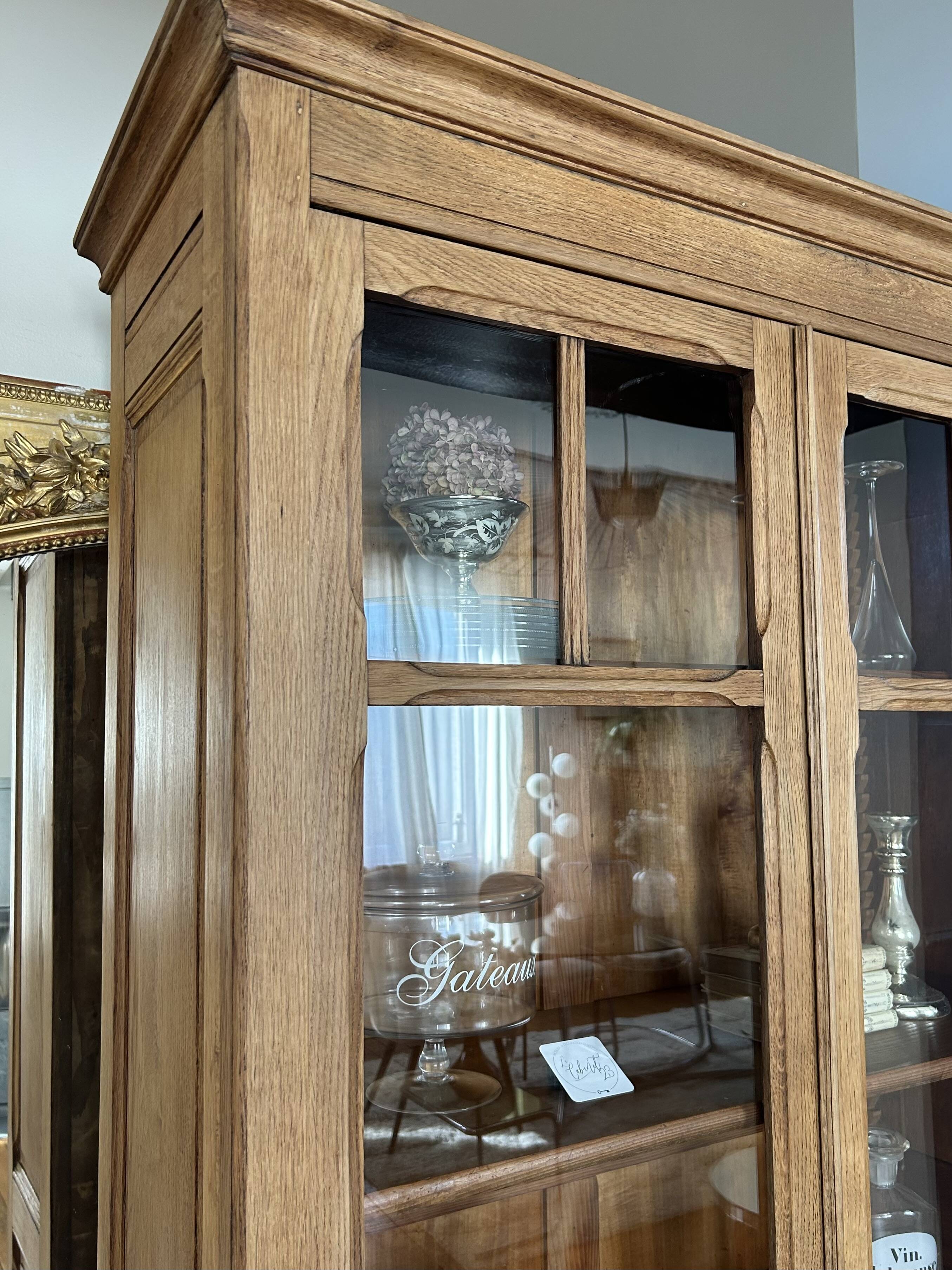 DeLagrave school showcase early 20th century